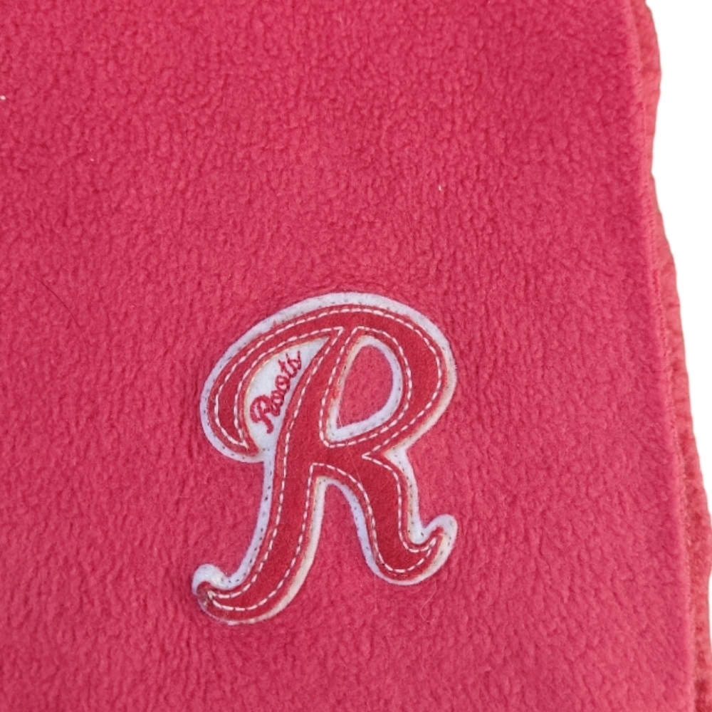 ROOTS Set Fleece Scarf & Touque - Picture 3 of 3
